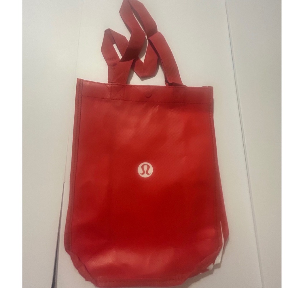 Lululemon Reusable Shopping Tote Bag Red Small Snap Closure Logo Gym Shopper